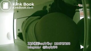 The girl excreted profusely in the toilet 65