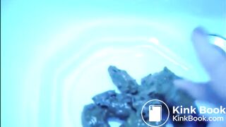 Hot butt milf shit and piss on a plate