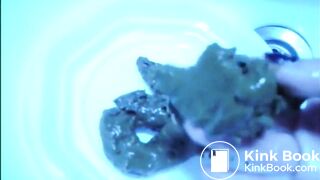 Hot butt milf shit and piss on a plate