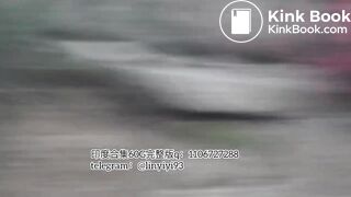 The girl excreted profusely in the toilet 72