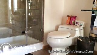 Vanessa droping apples