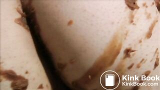 hot girl pooping 4