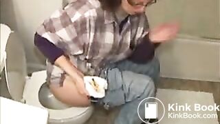 pooping chicks