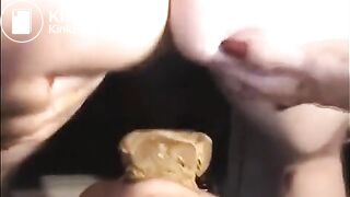 scatqueen honey bee