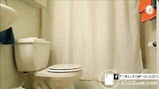 Cori Toilet Poops