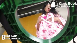 latina shitting