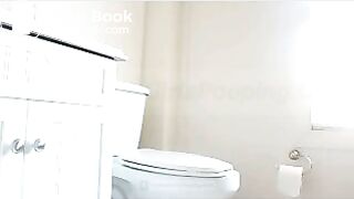 lovely chicks pooping