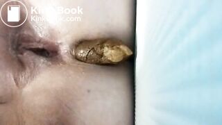 dicke frau scheisst  und pisst