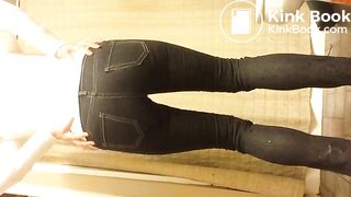 Jeans poop