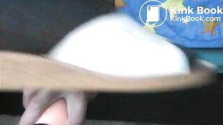 Geil von Dildo gefickt und ausgeschissen