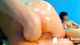 squirt vixen fisting her shithole