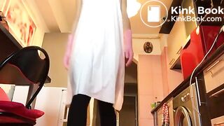 Elsa in her kitchen