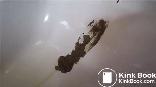 Bubble Butt Shitting in Tub