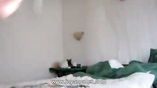 Big ass girl pooping on the bed