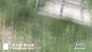 NSG brune shitting escalier