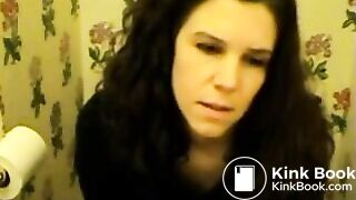 toilet fart chick