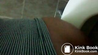 rosana in toilet