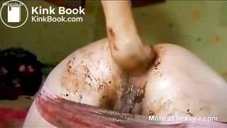 2 girls shitty fist fucking