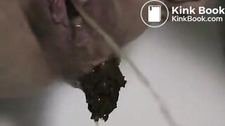 Loose hole granny shits