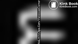 hot sexy girlfriend poops