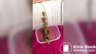 hot sexy girlfriend poops