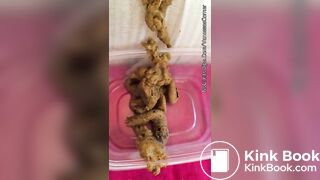 hot sexy girlfriend poops