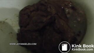 hot girl pooping 3