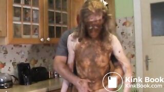 Nice Couple play Scat in Dirty-Action