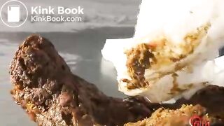 Outdoor Butts, Poop and High Heels pt2