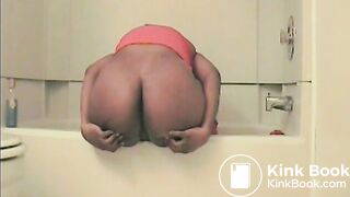 Black Girl On Tub