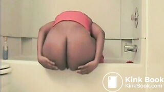 Black Girl On Tub
