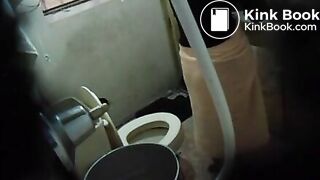Voyeur poop