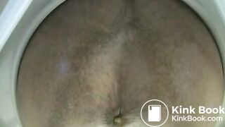ebony poops