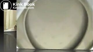 ebony poops
