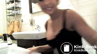 girl loves to shit