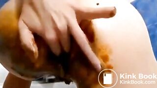 Fucking her shitty cunt