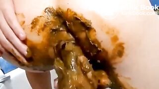 Fucking her shitty cunt