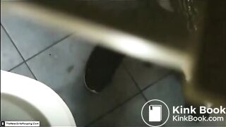 Toilet Voyeur 5