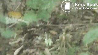 NSG beau poop in foret