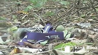 NSG beau poop in foret