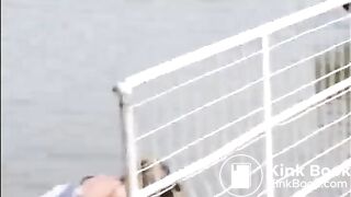 Jolie chieuse en extérieur 2