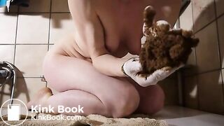 sexy_shitting_woman1