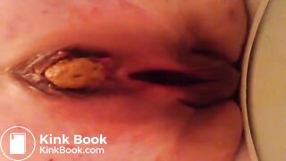 BBW Mature Poop - Taking a shit at work