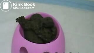 Dante Posh Shits In Bowl