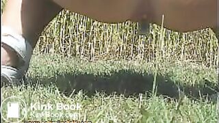 GirlPooping (6)