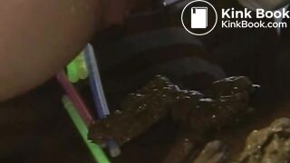 Lesbian scatplay (2) 4