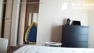 Spanish girls pooping on slave (18)