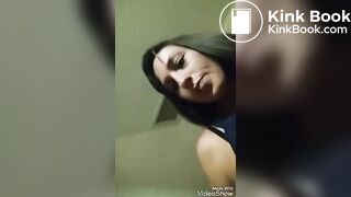 Housewife buttplug scat