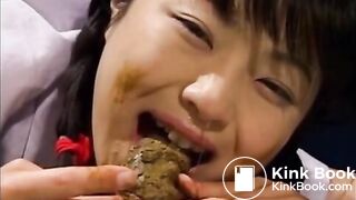 Smearing and eating