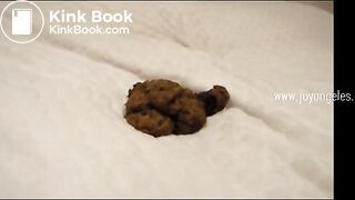 Beautiful Blond Babe shits on bed